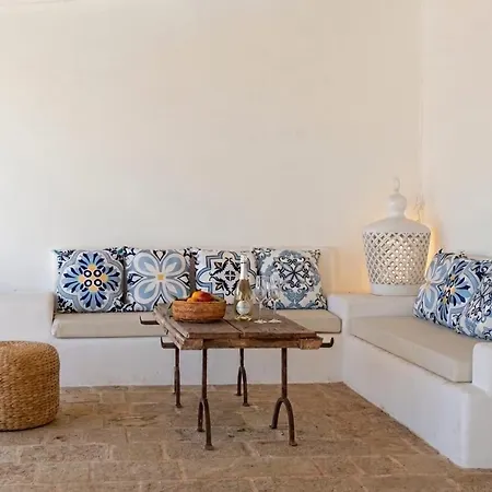 Solara Trullo Retreat Villa *