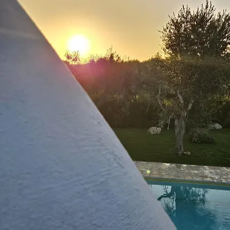 Solara Trullo Retreat Villa Ostuni