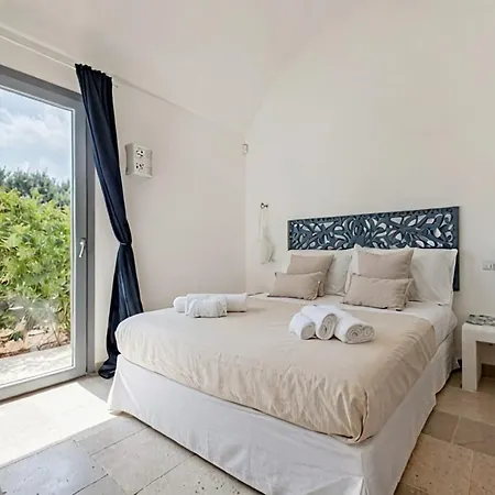 Solara Trullo Retreat Villa Ostuni
